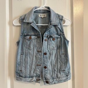 Madewell demin vest - like new!
